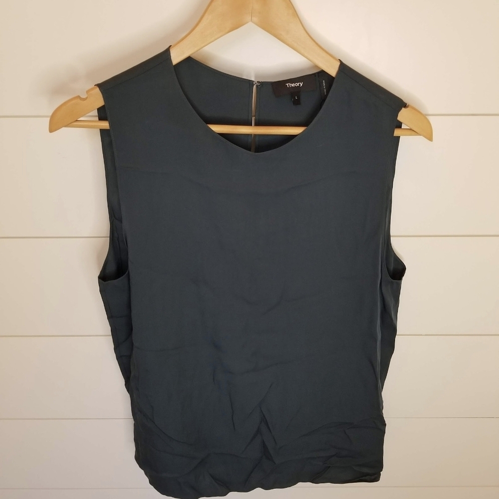 Theory Women's Sleeveless Blouse